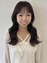 イル(ill) ピンクミックスカラー ロング 韓国風スタイリング 大須