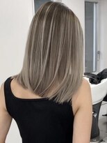 ネハス ナガオカ(nehus.nagaoka)&nbsp;バレイヤージュ１/イメチェン/ホワイトブロンド/外ハネボブ/美髪