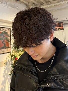 ルイ 京都烏丸店(Loui) マッシュウルフ×ワインレッド