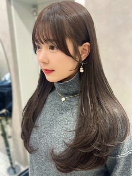 ロイ(Roi) 顔周りを丁寧に◎ローレイヤースタイル/グレージュカラー/渋谷