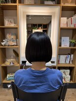 アンボス(Ambos) 首が綺麗に見えるボブ!