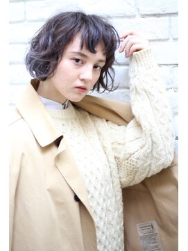 ドゥーア 代官山(Door) 立体感ウェーブとグラデーションカラーで作るボブ1