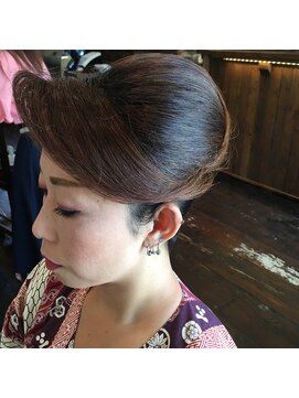 パチャ(Pacha) 夜会巻き