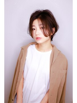 ヘアーズ ギュゼルバヤン(hair’s Guzel Bayan) 大人のクールショート