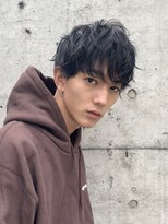 フィフス(fifth)&nbsp;フェザーマッシュ　スパイラルパーマ　くせ毛風パーマ△