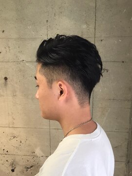 オッソ(OSSO) ツイストパーマコンマヘアかき上げヘア