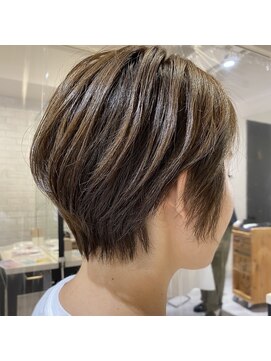 レア(LEA) 大人ショートボブ×イルミナカラー【LEA】