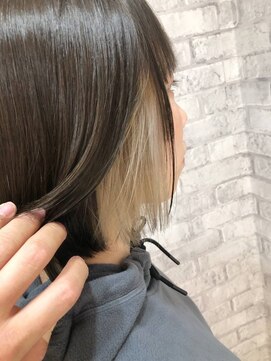 アース オーセンティック 越谷レイクタウン店(EARTH Authentic) 内巻きボブインナーカラー