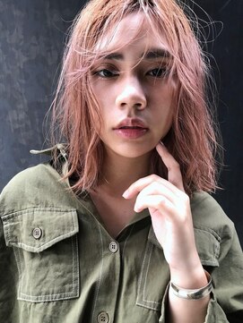 ヴァージ(Verge) レイヤーカット/ウェーブパーマ/前髪/こなれミディ[代官山駅]