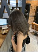 中明度グレージュカラー