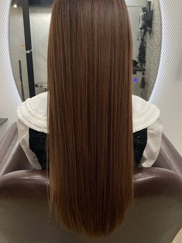 クレビア(CLeBIA)の写真/度重なるカラーや縮毛矯正で傷んだダメージ毛やくせ毛でお悩みの方必見!話題の髪質改善で理想の艶髪に☆