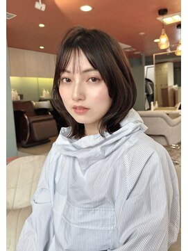 リコバイアフロート(riko by afloat) ミディアムレイヤー/くびれヘア/ブルーブラック/ナチュラル