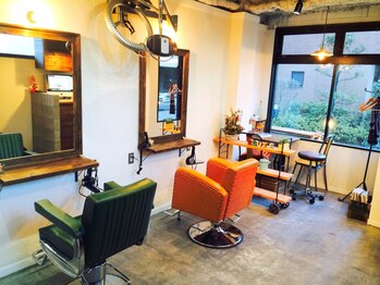 ヘアワークス ジャーニー(HAIR WORKS JOURNEY)の写真/丁寧なカウンセリングで落ち着いた雰囲気の中、オーガニック薬剤で大人女性の魅力を引き出します★