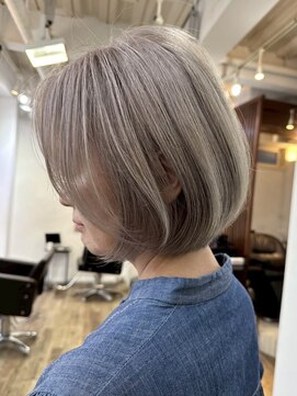 ハーツ(Heart's) ショートボブ　白髪ぼかし　３０代４０代５０代６０代