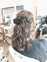 ロカット サロン(Roquat Salon)&nbsp;ゆるふわ結婚式ハーフアップアレンジ【ヘアアレンジ　立川/袴】