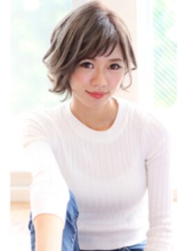 エイト 金沢店(EIGHT kanazawa) 【EIGHT金沢】外ハネ×ショートバング×ミルクティーカラー 1