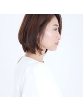 クオリス 上福岡店(QUALIS) 大人女性の小顔ミディアム/ショートボブ/ひし形/30代40代50代