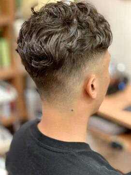 サブリナ(SABRINA) フェードパーマ