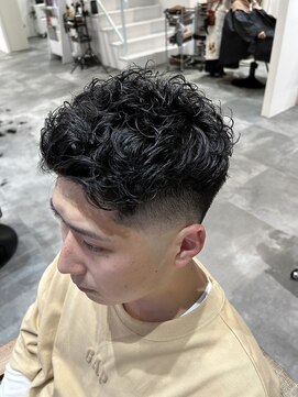 シードバイシャムロック(SEED by Shamrock) スキンフェード　ランダムパーマ　SEED 横浜駅