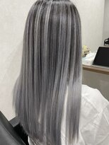 ミュウアンド(Mew＆)&nbsp;『バレイヤージュ×アッシュグレー』