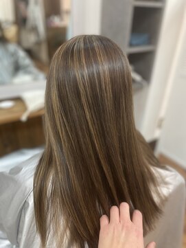 トゥエンティーフォー 和泉店(24) 白髪ぼかしハイライト