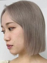 ウィコ 新宿(WICO)&nbsp;ホワイトグレージュ[新宿駅/切りっぱなしボブ/エアリーロング]