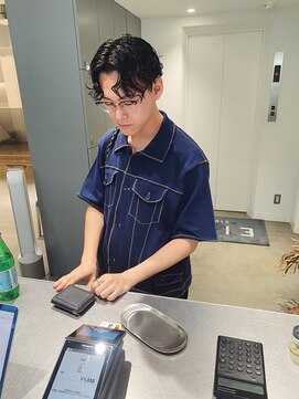 エイゾー 銀座(EIZO) メンズパーマ