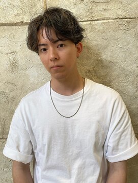 スニップス ダズ(SNIPS DOES) センターパート/デザインカラー/ハイライト