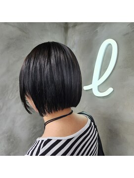 エピ(epi) 艶感ミニボブ