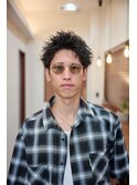 ツイストスパイキーショート