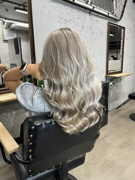 ワン(ONE) シルバー