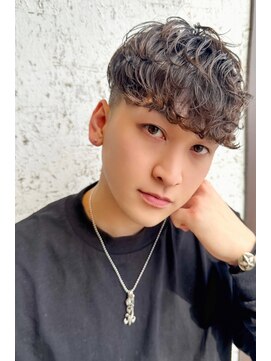 ノミネーション(Nomination) 刈り上げマッシュ×ウェーブパーマ