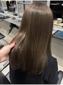 オリーブベージュ、ブリーチなし、透明感