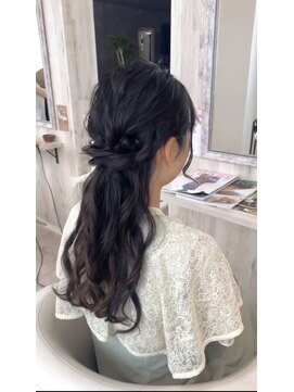 アーザ ヘアー(ASA hair) ハーフアップアレンジ