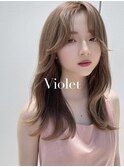 ふんわり小顔大人外ハネレイヤーカットブリーチシルキーベージュ