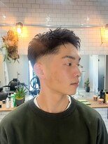ミスターマウントロックバーバーショップ(MR.MT.ROCK BARBER SHOP)&nbsp;テーパーフェード　スパイキーショート