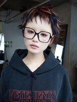 ギークス(GEEKS)&nbsp;【GEEKS渋谷】バズカット/デザインカラー/ピクシーカット/オン眉