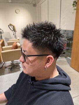 シーツー 三吉店(C2) スパイキーショート/刈り上げ