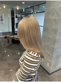 ハイトーンベージュ