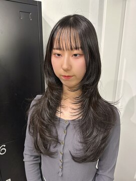 アット(at...) 《韓国風くびれハッシュカット》