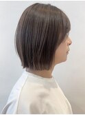 透明感シアーグレージュ/ショートボブ/切りっぱなし