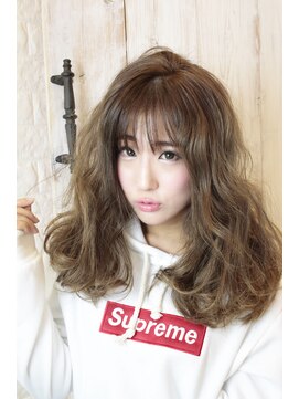 ウーロス(uros.) ベージュ☆横波ウェーブ ワンサイド タンバルモリ