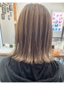 アン シュシュ(un chouchou) バレイヤージュデザイン