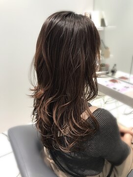 トランス(Trans) 大人フェミニン