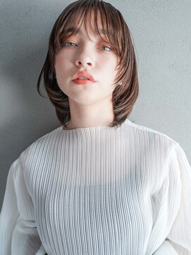 カンナ(Canna) マッシュウルフ/フェザーバング/カーキグレージュ/髪質改善/20代