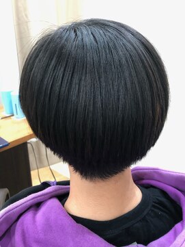 プラスワン(Plus One) ツーブロック　女性