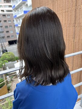 ドア(doa) 秋のモノトーンなカーキカラー