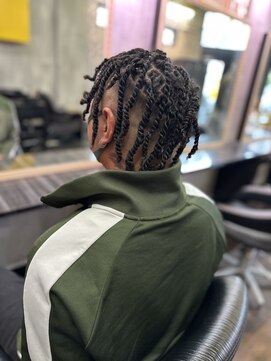 カットツー(Cut2) ブラックヘア