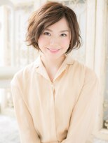 エン(eN.) カーキベージュ小顔ふわミディ20代30代40代a流山おおたかの森