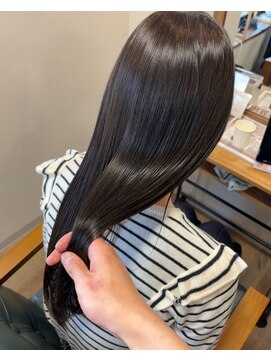 オリオリ ネイ(oli-oli ne'i) 髪質改善トリートメント/アッシュブラック/シルキーアッシュ